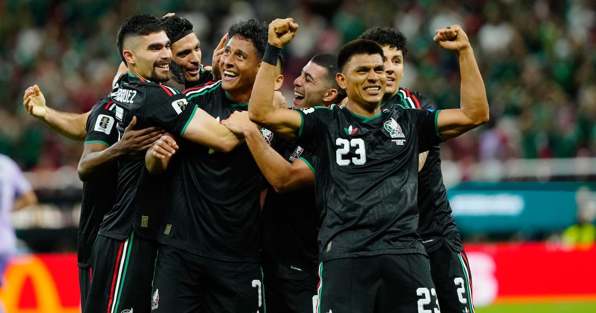 ¿Se quedan en el Azteca? México casi amarra pasar como primero del Grupo A